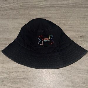 NWOT Under Armour Pride bucket hat